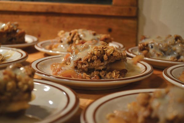 Vegan pear crisp